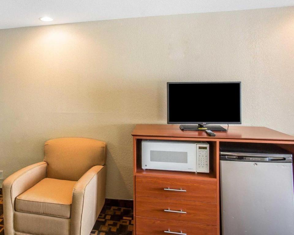Quality Inn & Suites Mount Juliet Kültér fotó