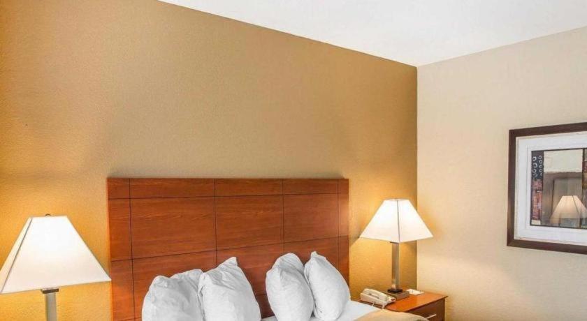 Quality Inn & Suites Mount Juliet Kültér fotó